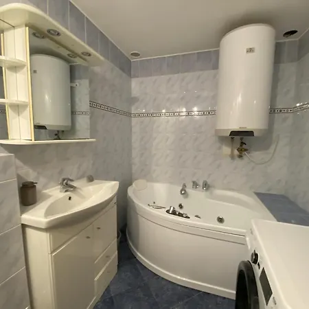 Apartamento Cozy Garden In The Heart Of